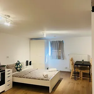 Oneluxstay Near Fashion District Antwerp